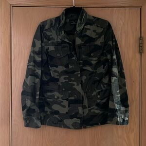 Small Love Tree Camouflage Jacket